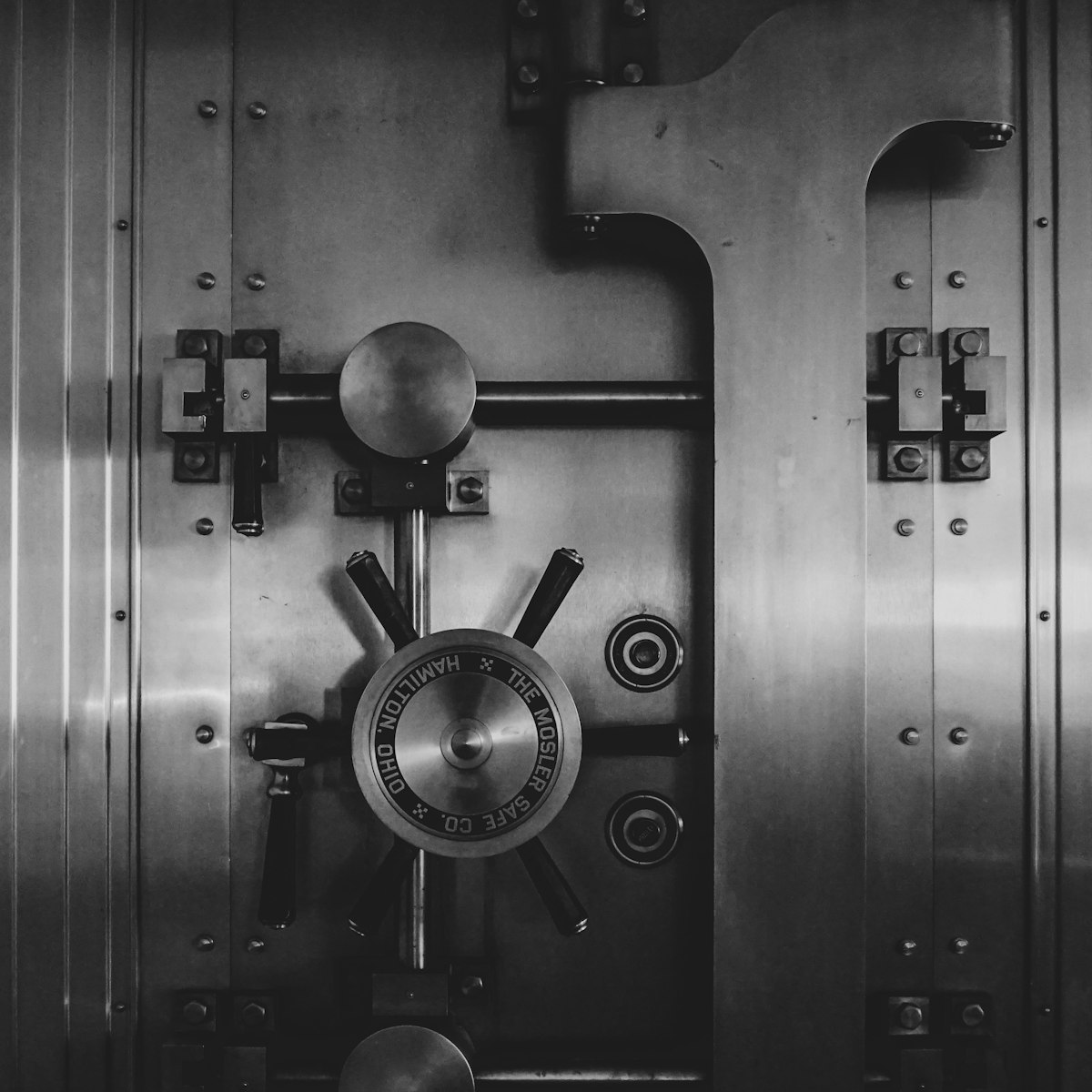 Secure and confidential investigation support